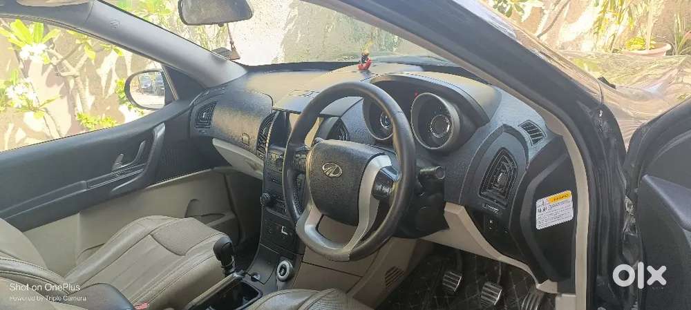 Mahindra Xuv500 2017 Diesel 72000 Km Driven