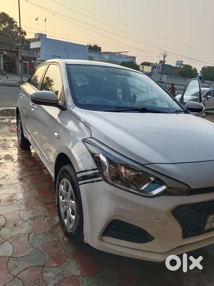 Hyundai I20 2018 Petrol 46000 Km Driven