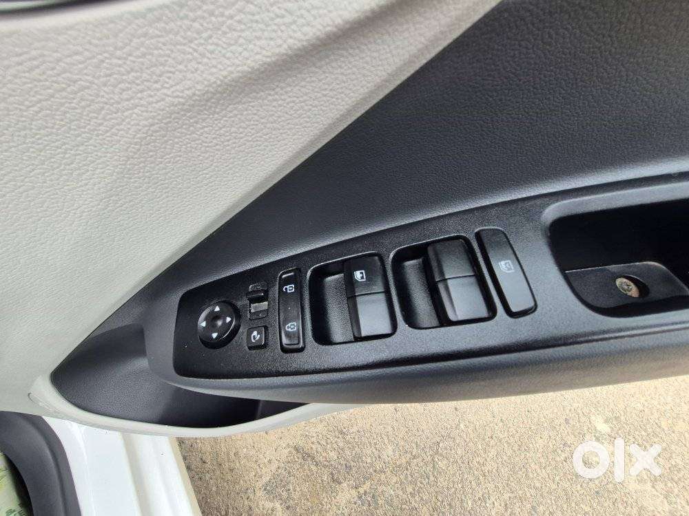 Hyundai Aura Sx Manual, 2022, Petrol