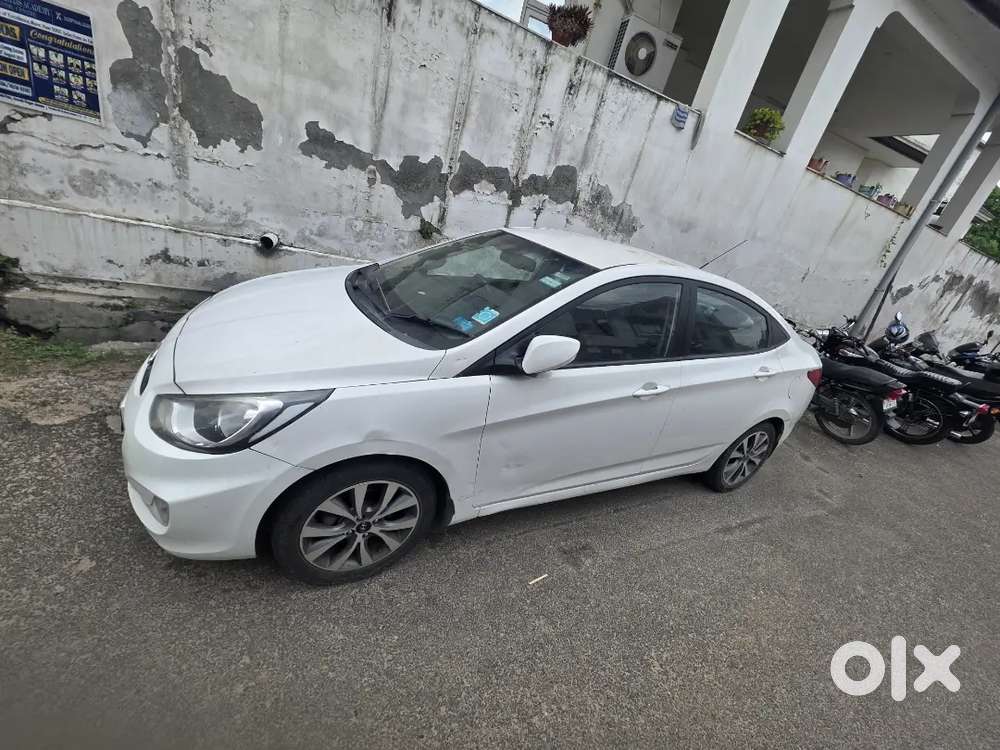 Hyundai Verna 2014 Petrol 72000 Km Driven
