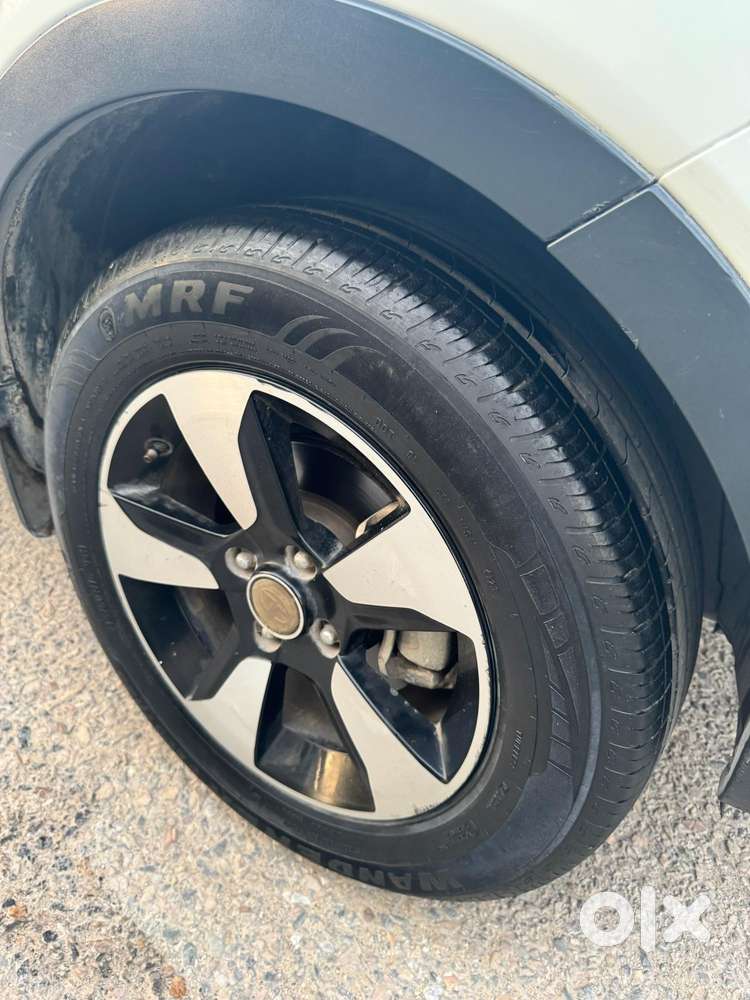 Tata Nexon 1.5 Revotorq Xza Plus, 2020, Petrol