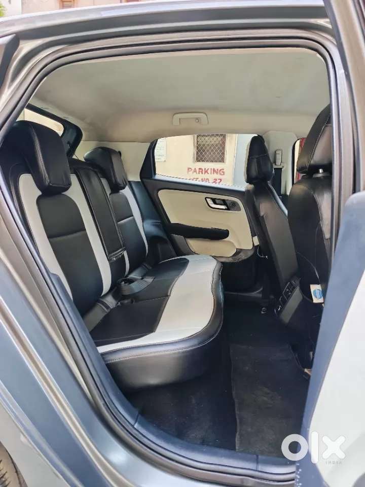 Tata Altroz 1.2 Xz Plus Petrol, 2023, Petrol