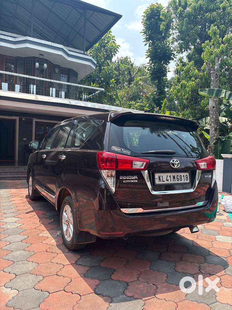 2017 Toyota Innova Crysta