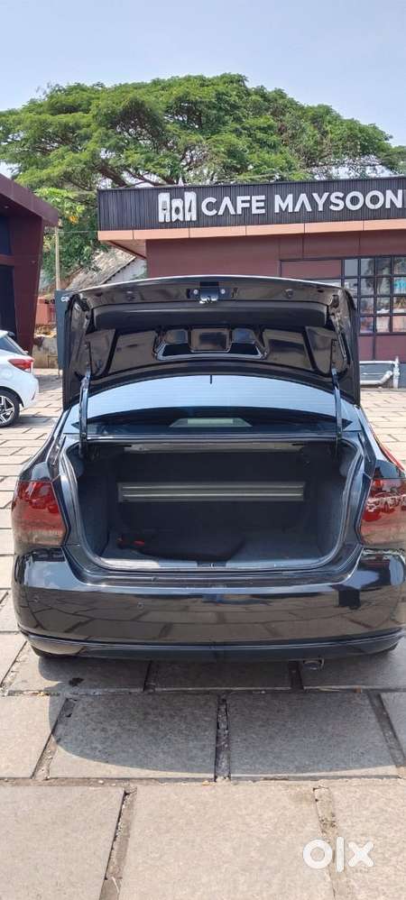 Volkswagen Vento 2010-2013 Petrol Highline, 2014, Petrol