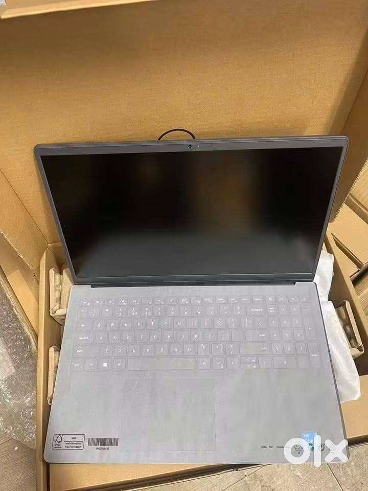 BRAND NEW Dell14th Gen Core 16GB RAM 512GB NVMe SSD 20 Days Old Laptop