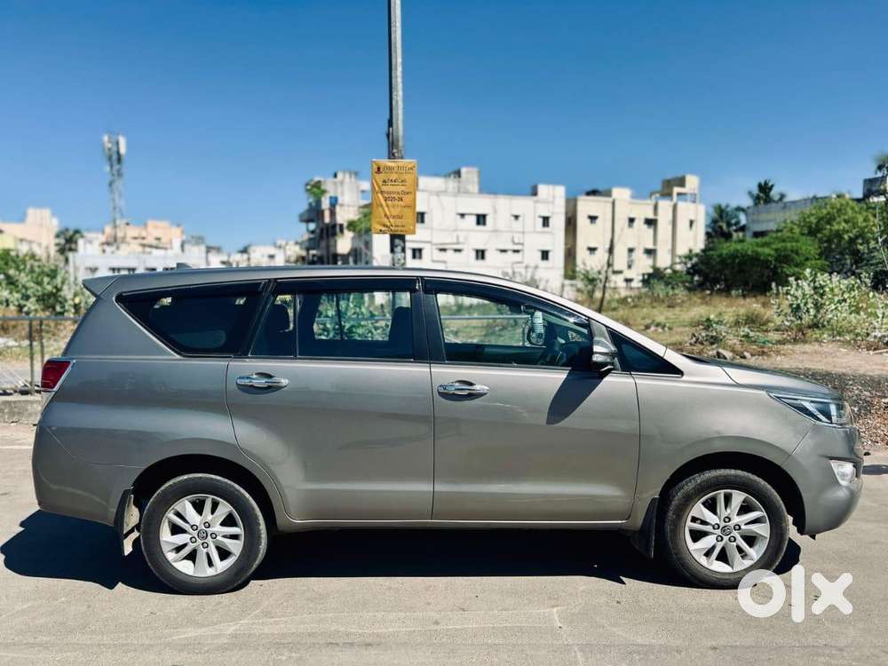 Toyota Innova Crysta 2.4 Gx Mt, 2017, Diesel