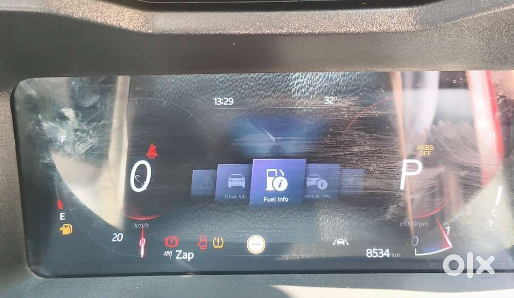 Mahindra Xuv 3xo Ax7l 1.2 Petrol At (pg), 2025, Petrol