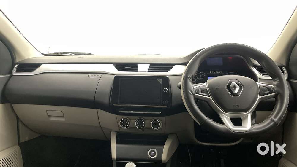 Renault Triber Rxz, 2022, Petrol