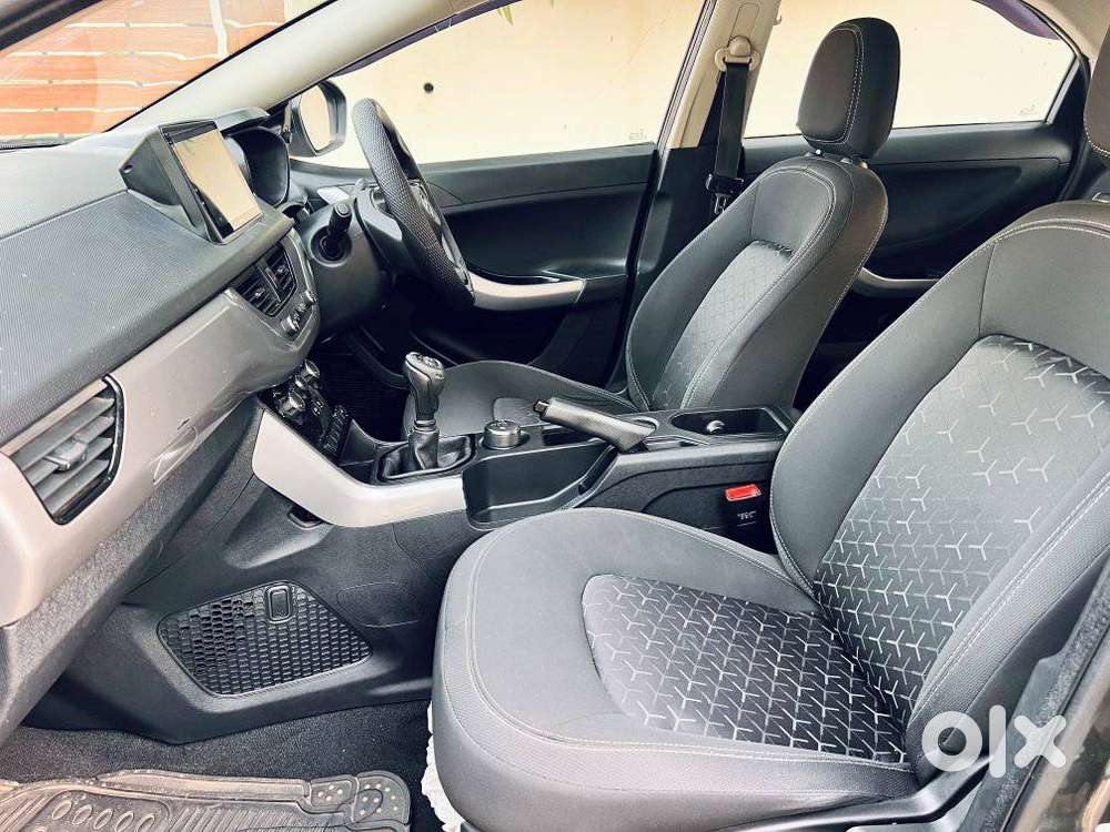 Tata Nexon 1.5 Revotorq Xm (s), 2021, Diesel