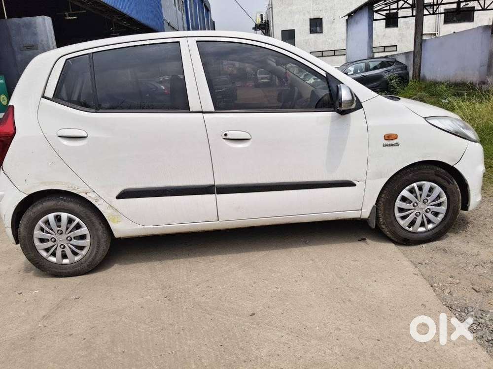 Hyundai I10 Sportz, 2014, Petrol