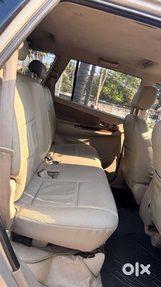 Toyota Innova 2.5 V 7 Str, 2013, Diesel