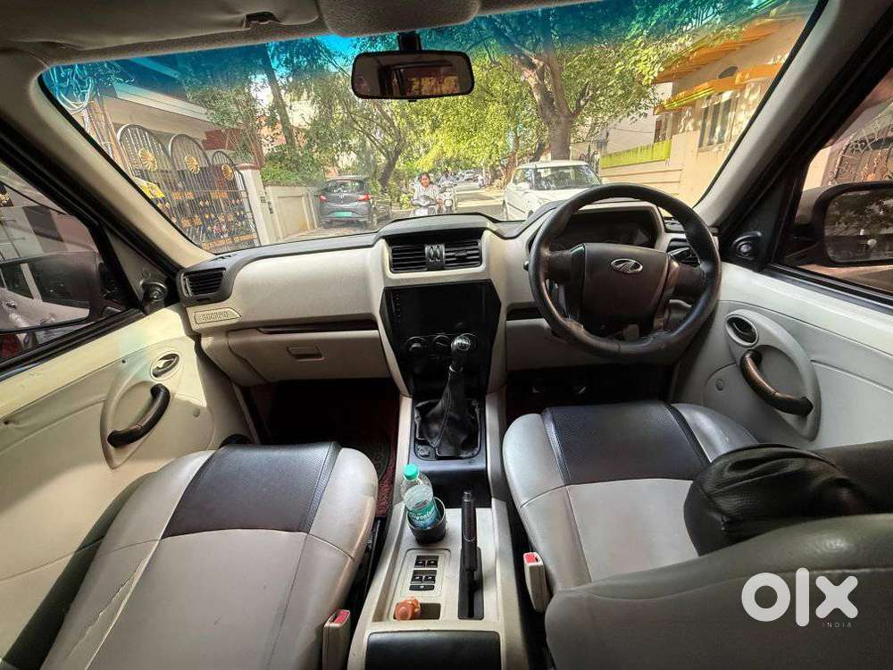 Mahindra Scorpio, 2015, Diesel