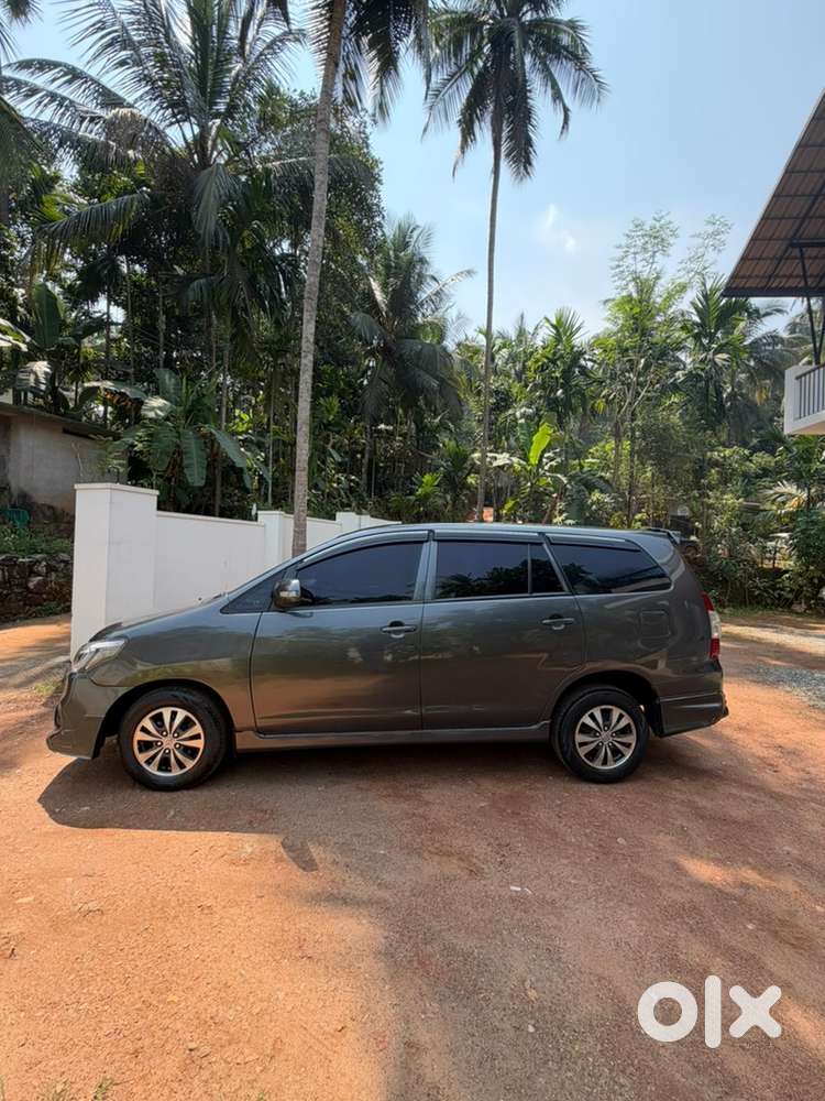 Toyota Innova Diesel 2015