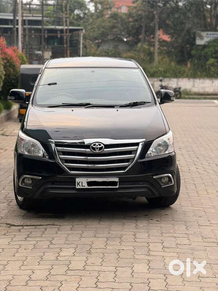 Toyota Innova 2007 Diesel 263000 Km Driven
