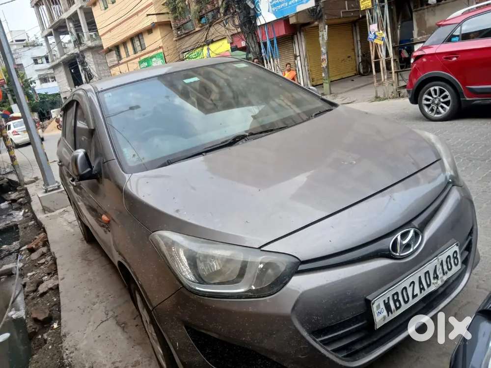 Hyundai I20 2013 Petrol 42000 Km Driven