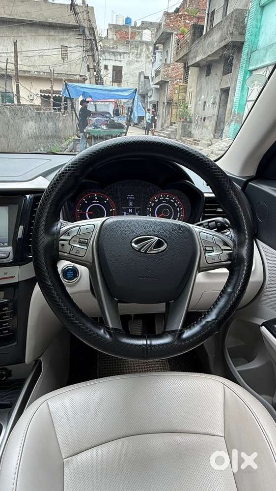 Mahindra Xuv300 Diesel Well Maintained