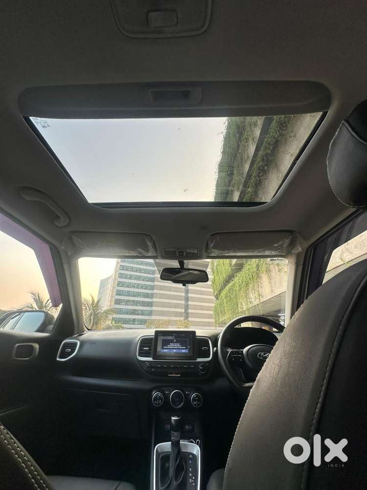 Hyundai Venue Sx+ At, 2021, Petrol