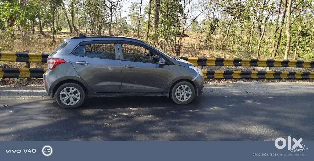 Hyundai Grand I10 2016 Diesel Well Maintained