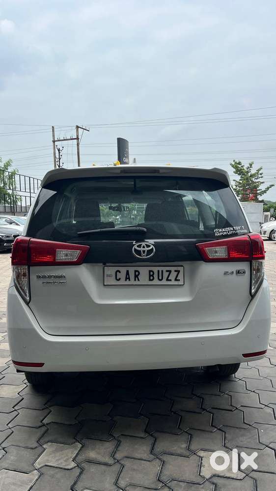 Toyota Innova Crysta 2.4 G Mt, 2025, Diesel