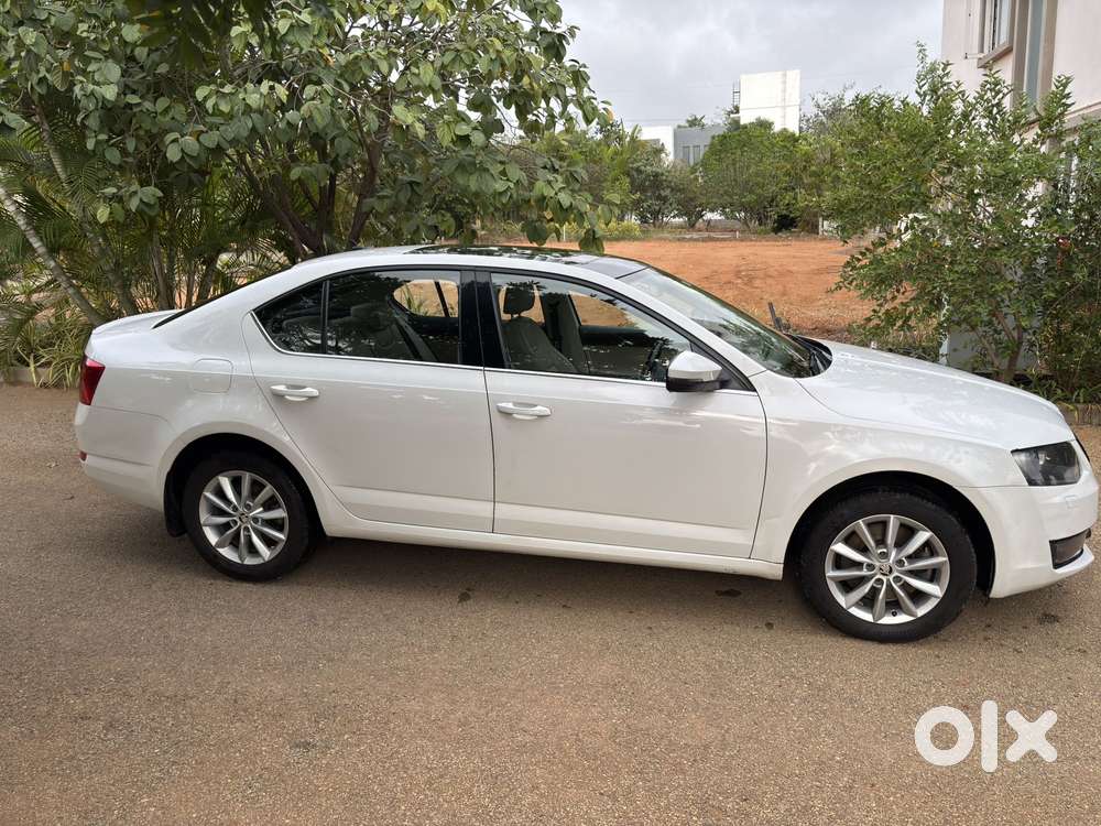 Skoda Octavia Style Plus 1.8 Tsi At, 2016, Petrol