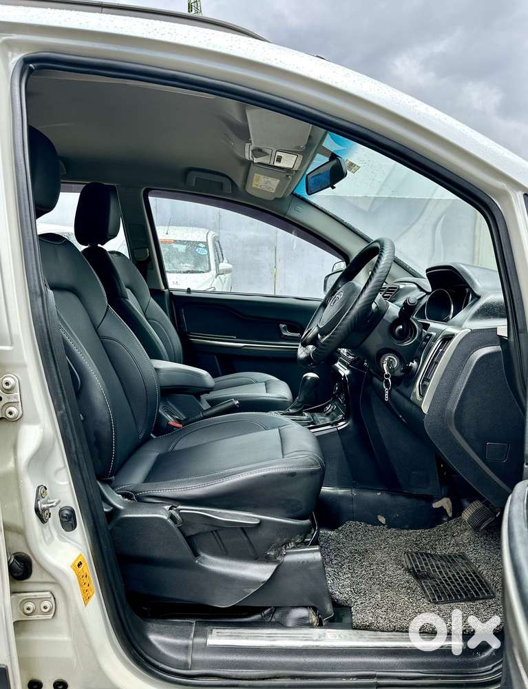 Tata Hexa 2.2 Xta 4x2 7 Str Dual Tone, 2018, Diesel
