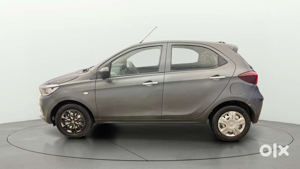 Tata Tiago Xe, 2021, Petrol