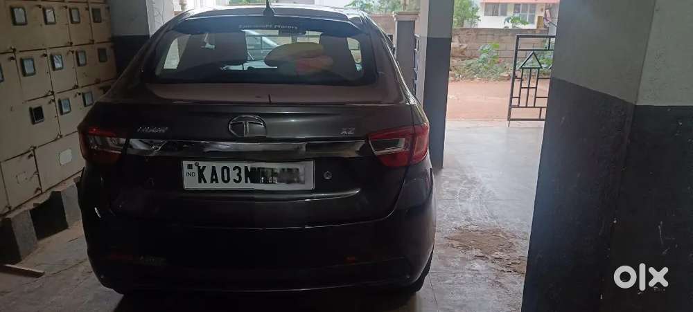 Tata Tigor Petrol 2017 Variant