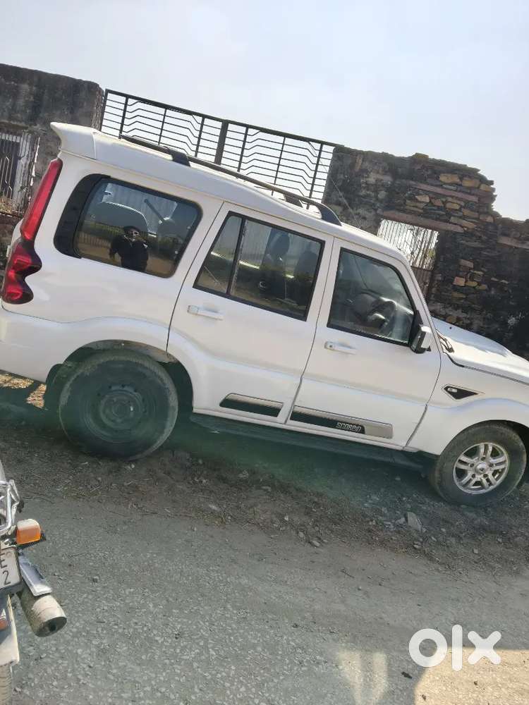 Mahindra Scorpio 2013