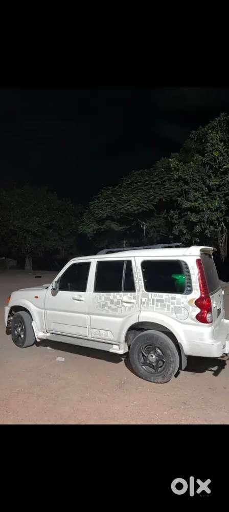 Mahindra Scorpio 2.2 Mt 2011