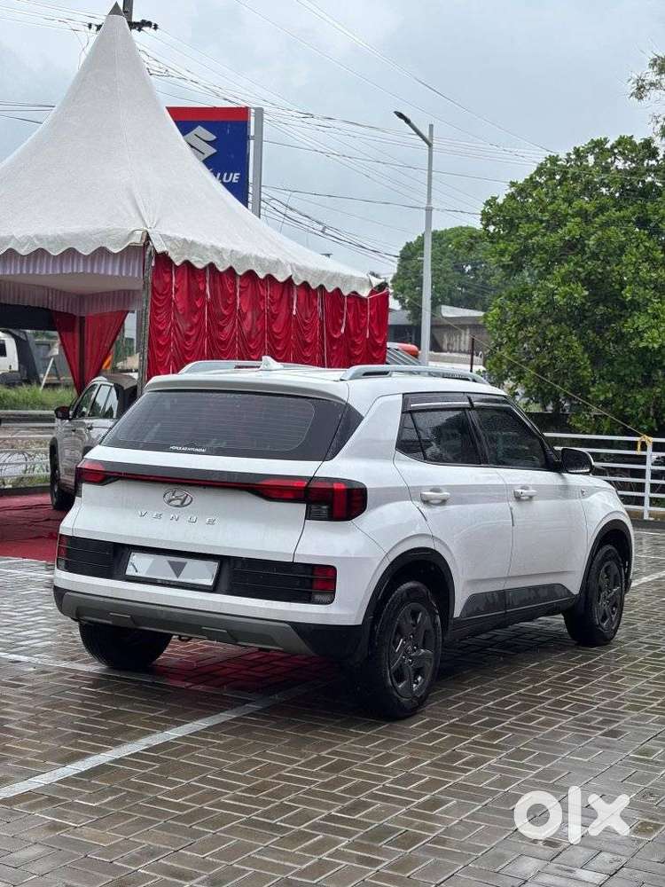 Hyundai Venue S Mt 1.2 Kappa, 2023, Petrol