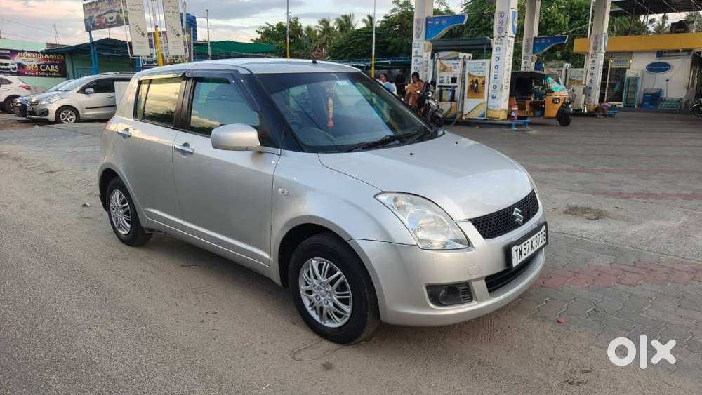Maruti Suzuki Swift Vxi + Manual, 2006, Petrol