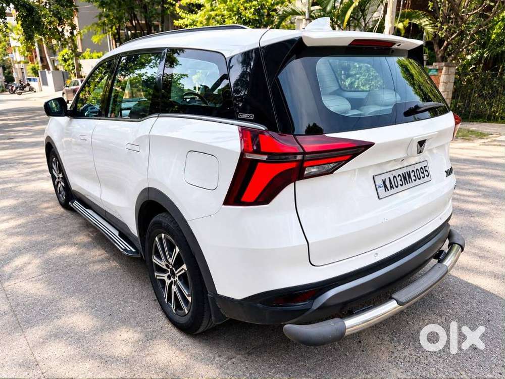 Mahindra Xuv700 Ax7l 6 Str At, 2022, Diesel