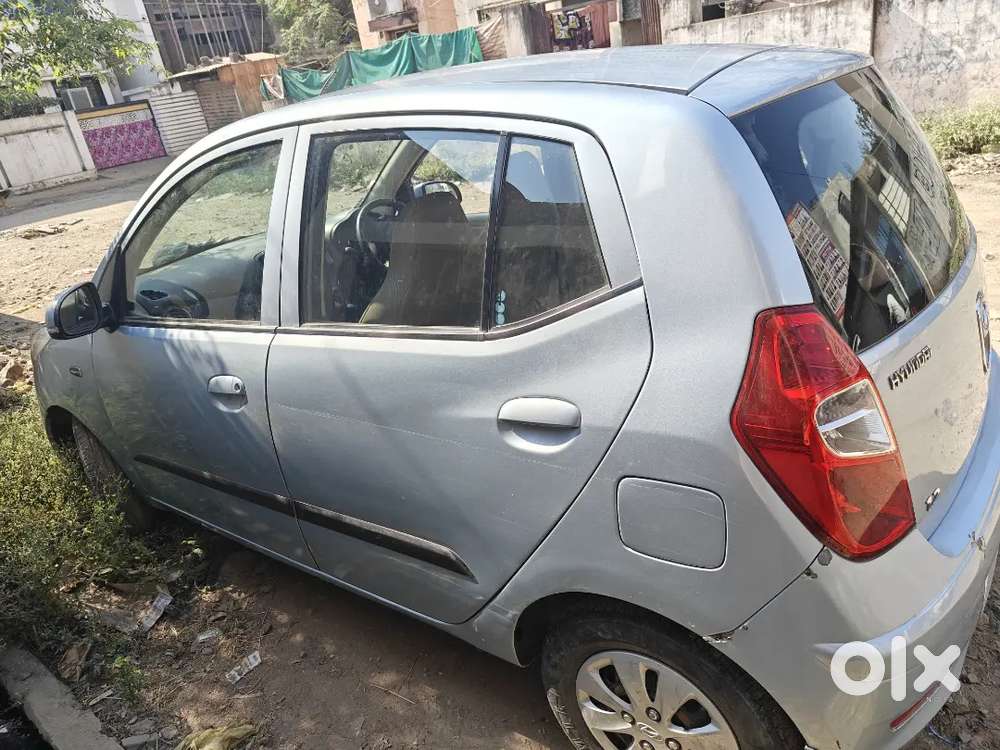 Hyundai I10 2011 Petrol Well Maintained With Service Record