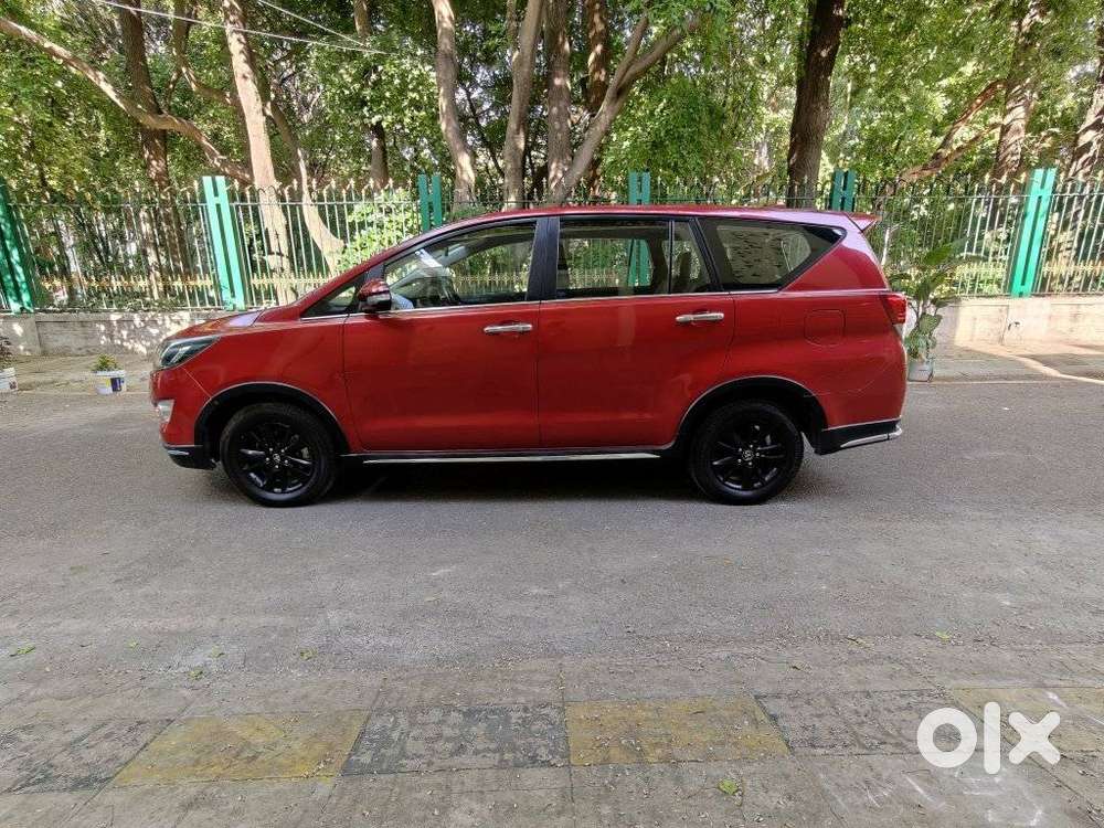 Toyota Innova Crysta Touring Sport 2.4 Mt, 2017, Diesel