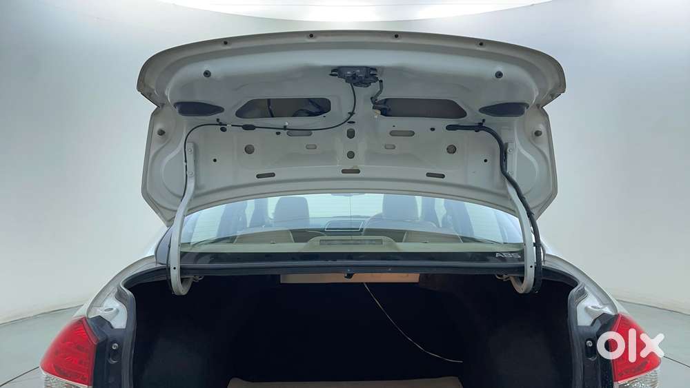 Maruti Suzuki Ciaz Zxi, 2015, Petrol