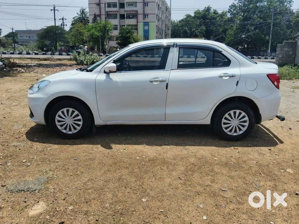 Maruti Suzuki Swift Dzire Vxi Optional, 2021, Petrol
