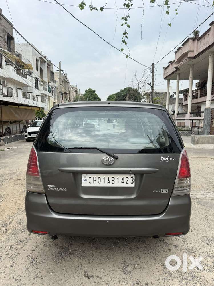 Toyota Innova 2.5 G4 Diesel 8-seater, 2010, Diesel