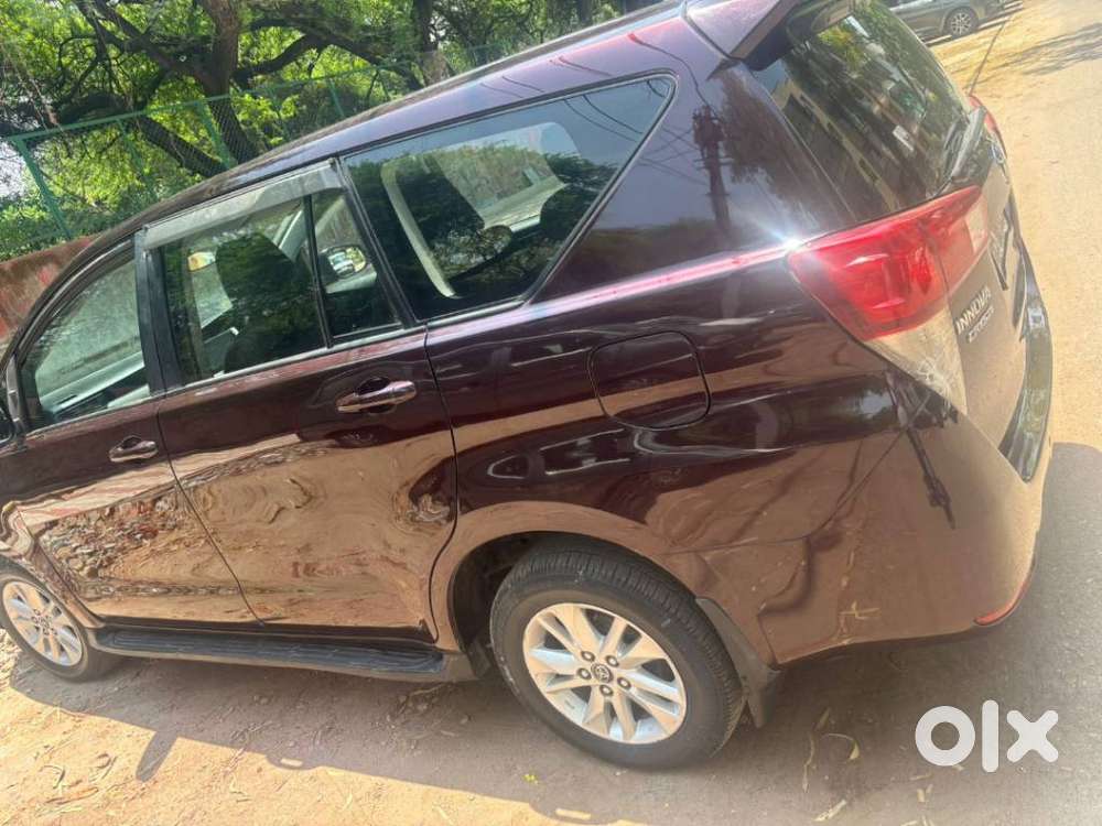 Toyota Innova Crysta 2.8 Gx At, 2022, Diesel