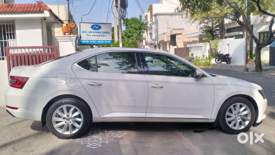 Skoda Superb L&k 1.8 Tsi At, 2019, Petrol