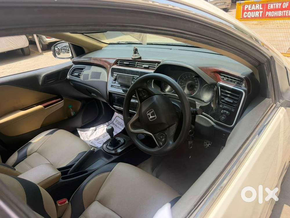 White Honda City Sv Ivtec Petrol