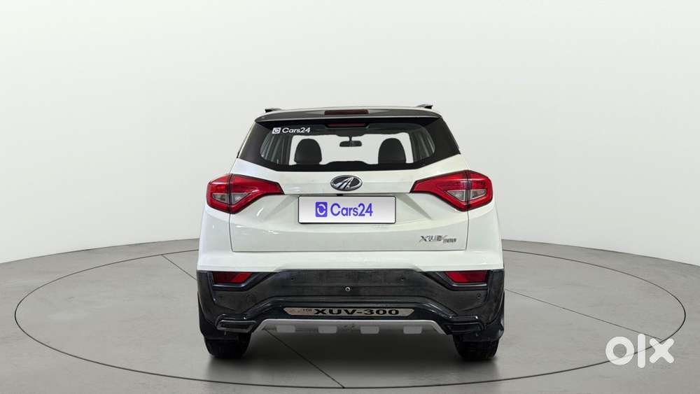 Mahindra Xuv300 W4, 2021, Petrol
