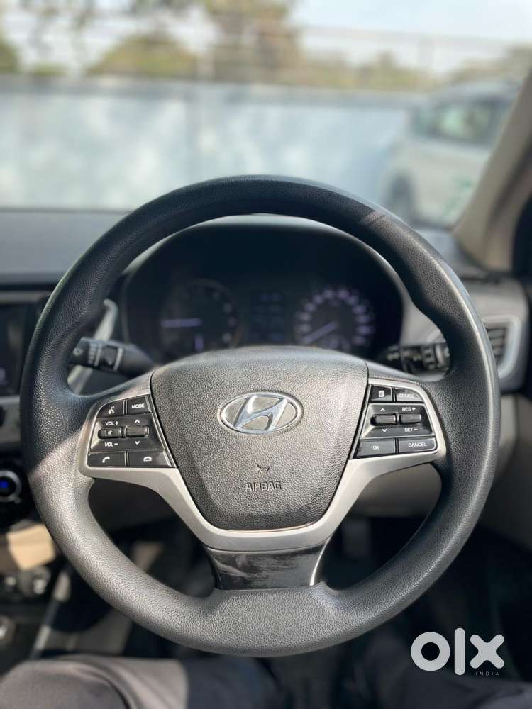 Hyundai Verna Vtvt 1.6 Sx, 2014, Petrol