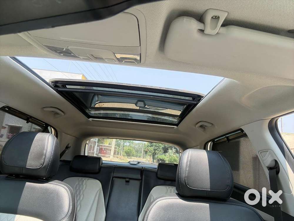Hyundai Creta Top End Fully Loaded Vehicle