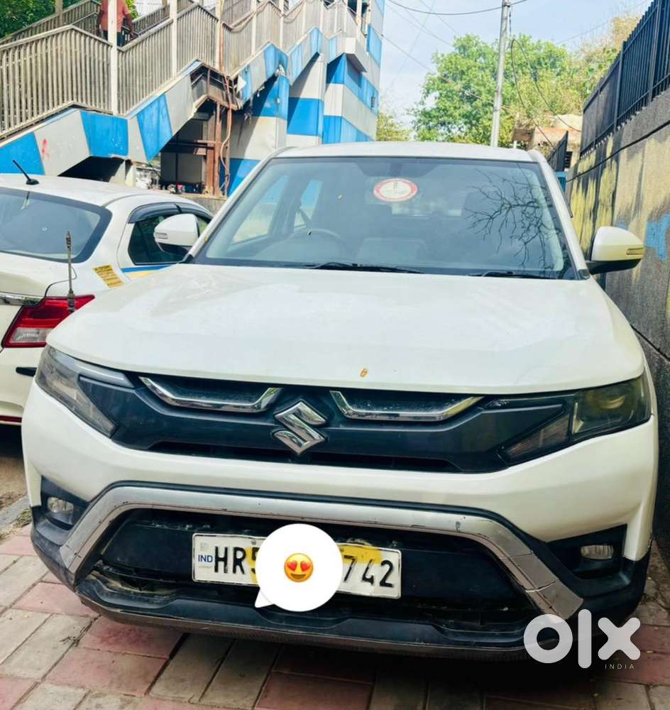 Maruti Suzuki Brezza 2023 Petrol 42700 Km Driven