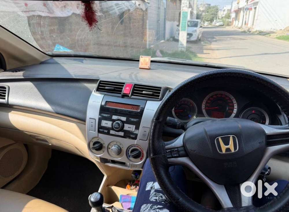 Honda City 2011 Petrol White Colour