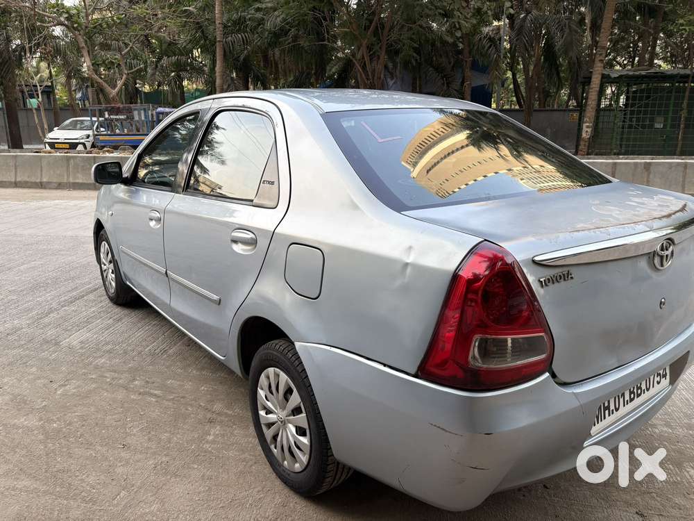 Toyota Etios 2010-2012 G, 2011, Petrol