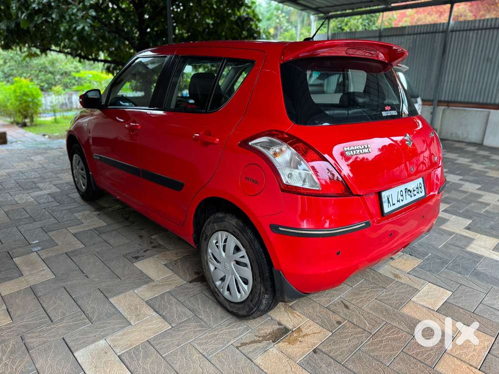 Maruti Suzuki Swift Vxi, 2015, Petrol