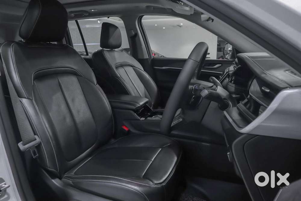 Jeep Grand Cherokee Limited (o) 4x4 At, 2022, Petrol