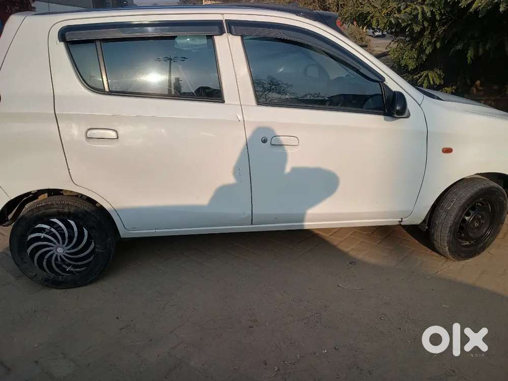Car Sale Kar Raha Hu