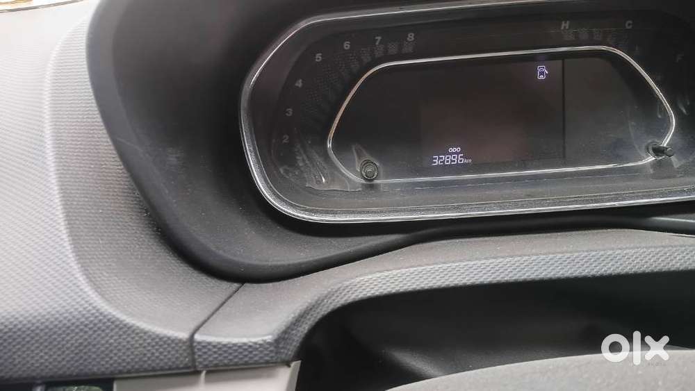 Tata Nexon 1.2 Revotron Xz Plus Dual Tone, 2020, Petrol